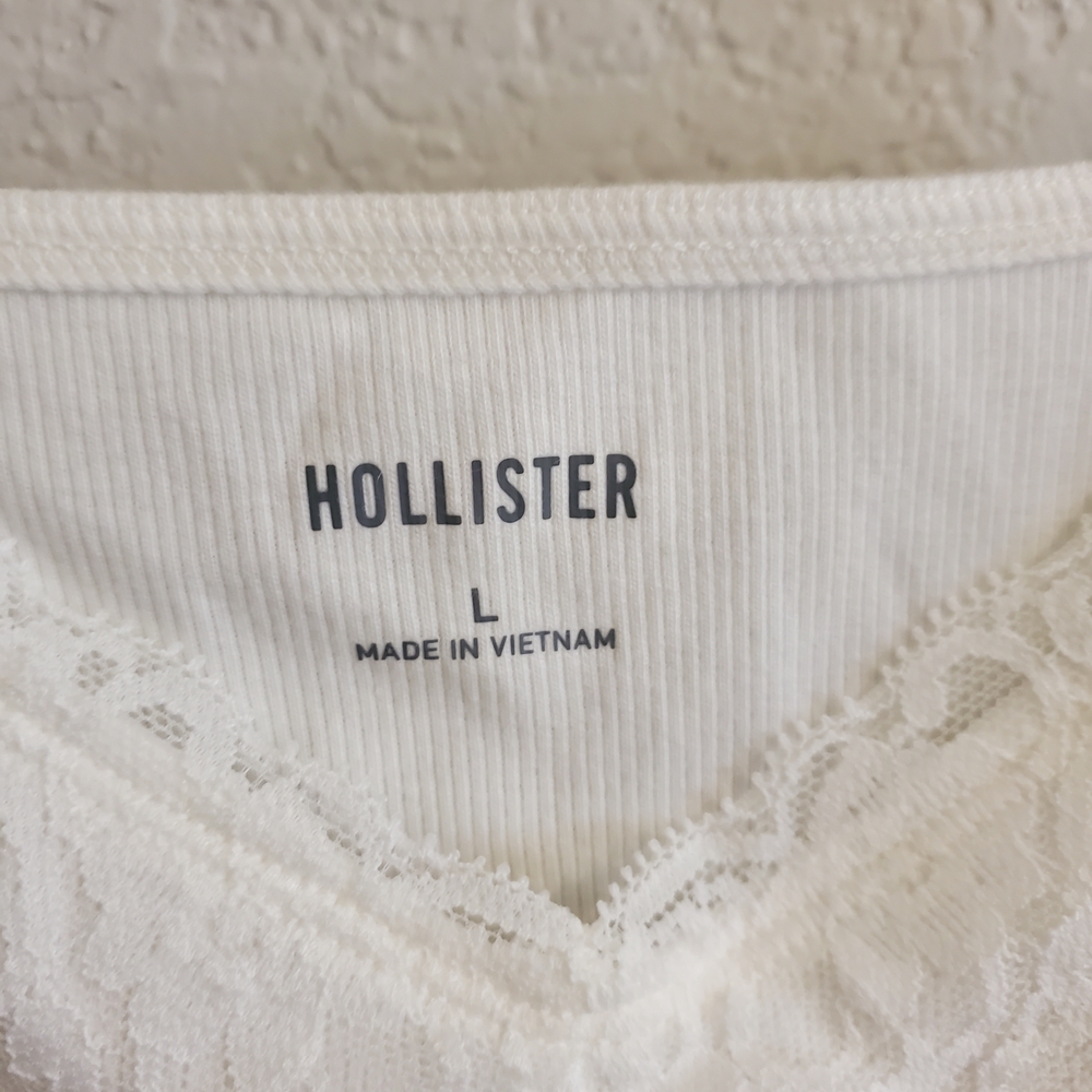 Hollister White Lace Trim Camisole - Picture 3 of 14